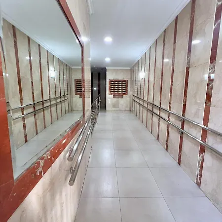 Evans Realty Bk 3 Dobles Granada